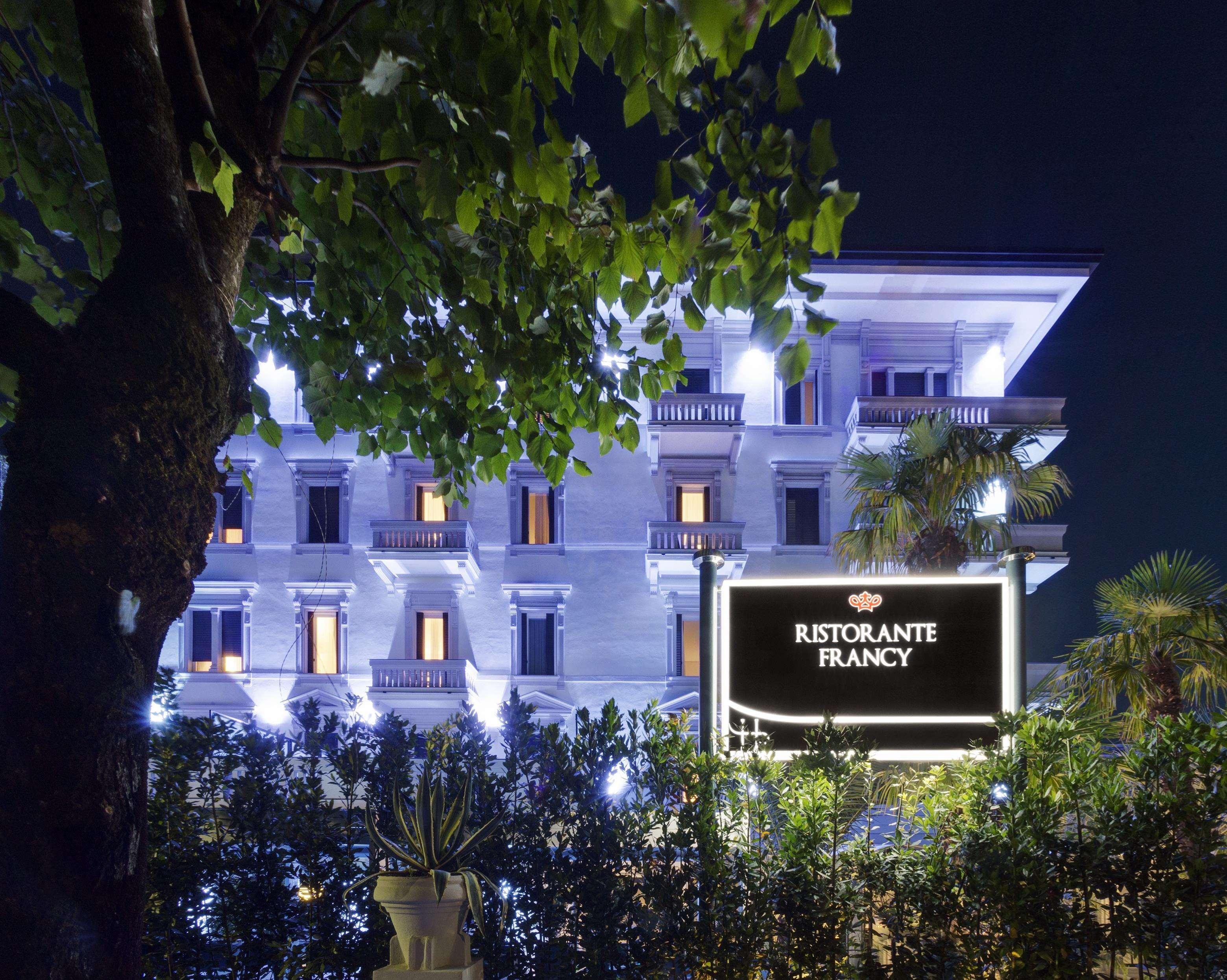 โฮเต็ล มอนเตกาตินี พาเลซ Hotel มอนเตกาตินี แตร์เม ภายนอก รูปภาพ The restaurant in 2016